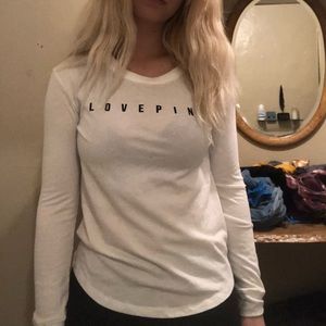 VS PINK long sleeve logo tee
